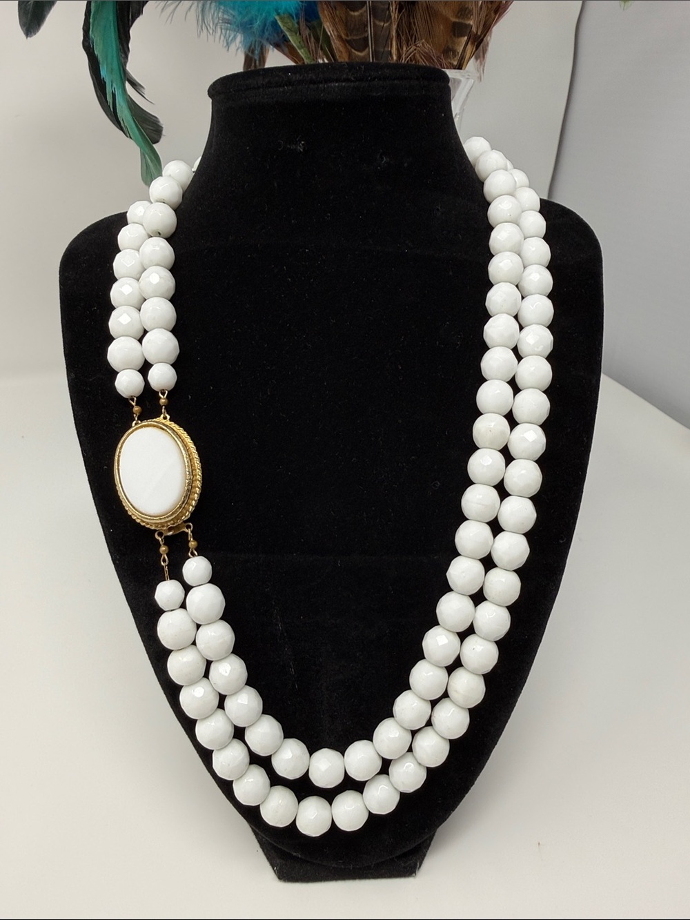 Vintage Faceted Milk Glads Double Strand Necklace